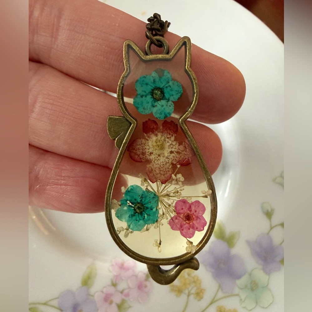 Floral Cat Pendant Necklace